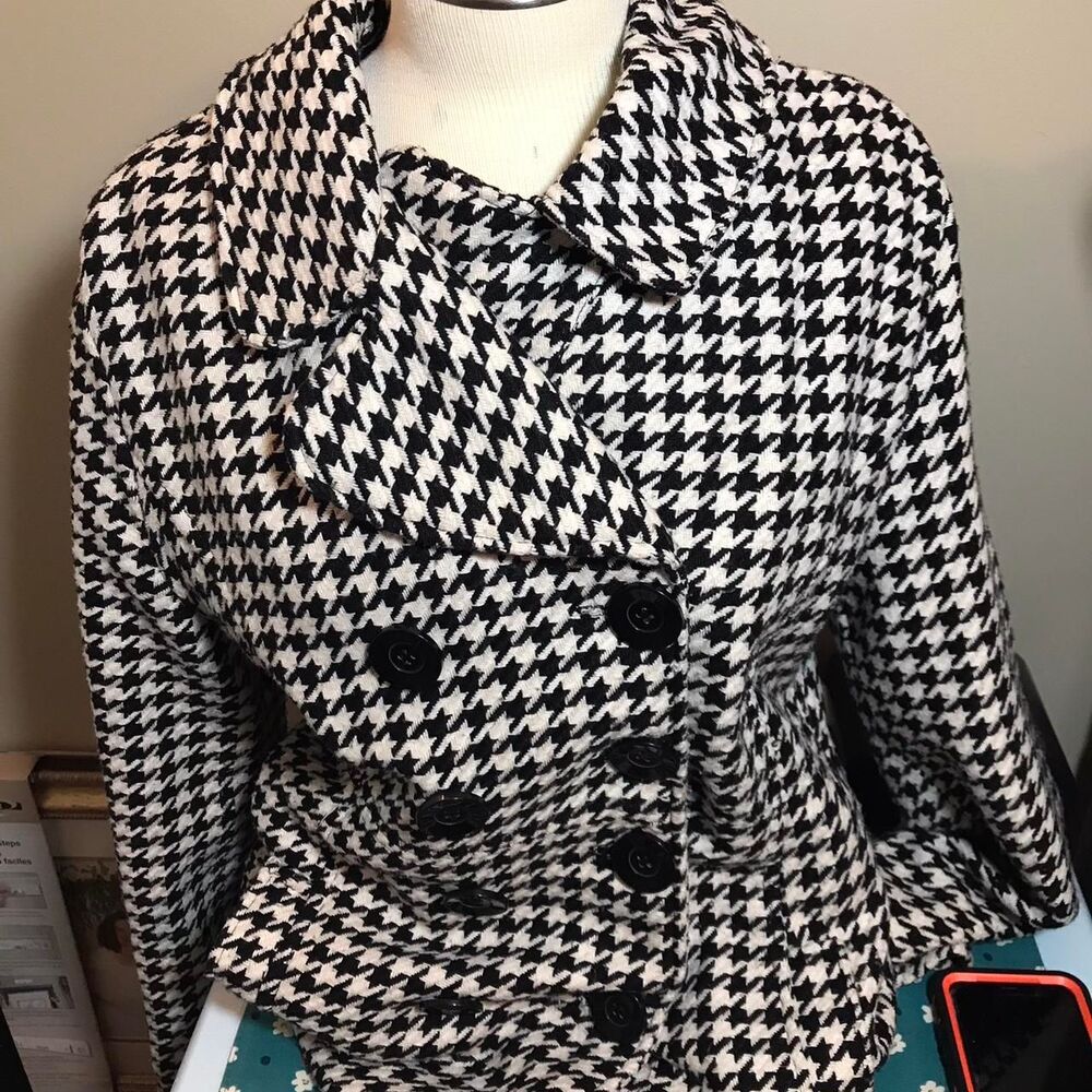 Rue 21 Women's Black and White Houndstooth Double-Breasted Pea Coat Large